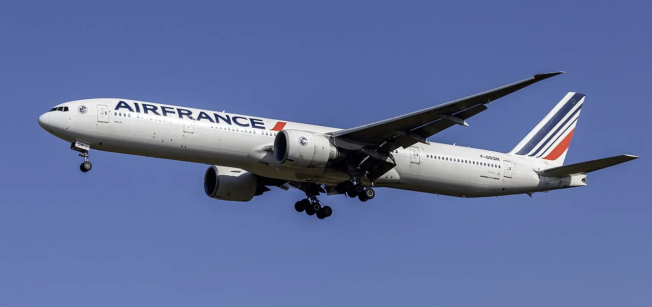Boeing 777-300ER Air France in avvicinamento a Washington Dulles, 2025