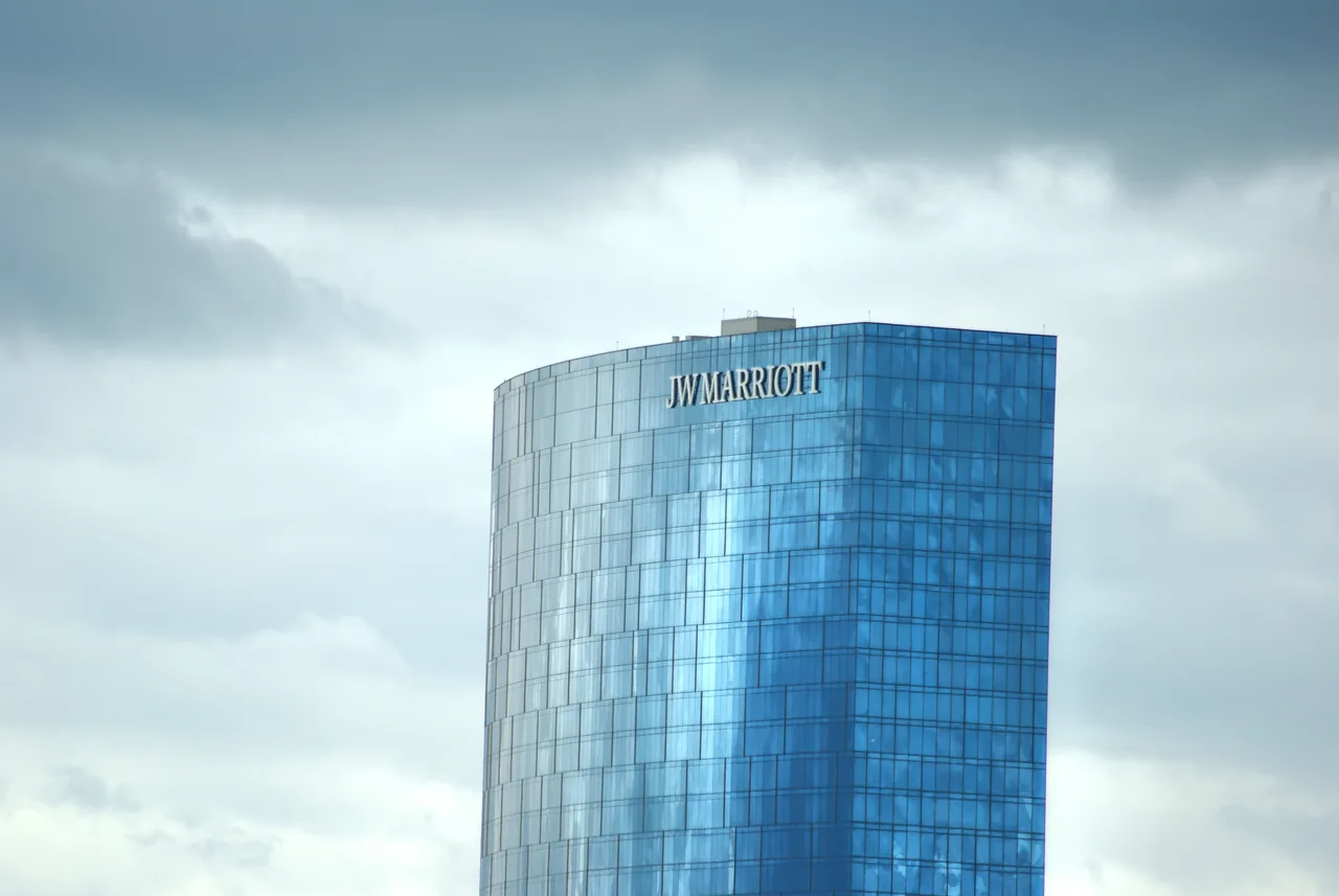 Il JW Marriott di Indianapolis, fotografato nel 2013