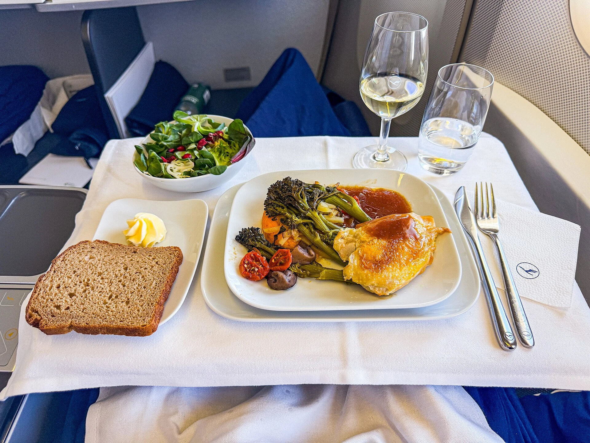 Pasto a bordo di un volo Lufthansa