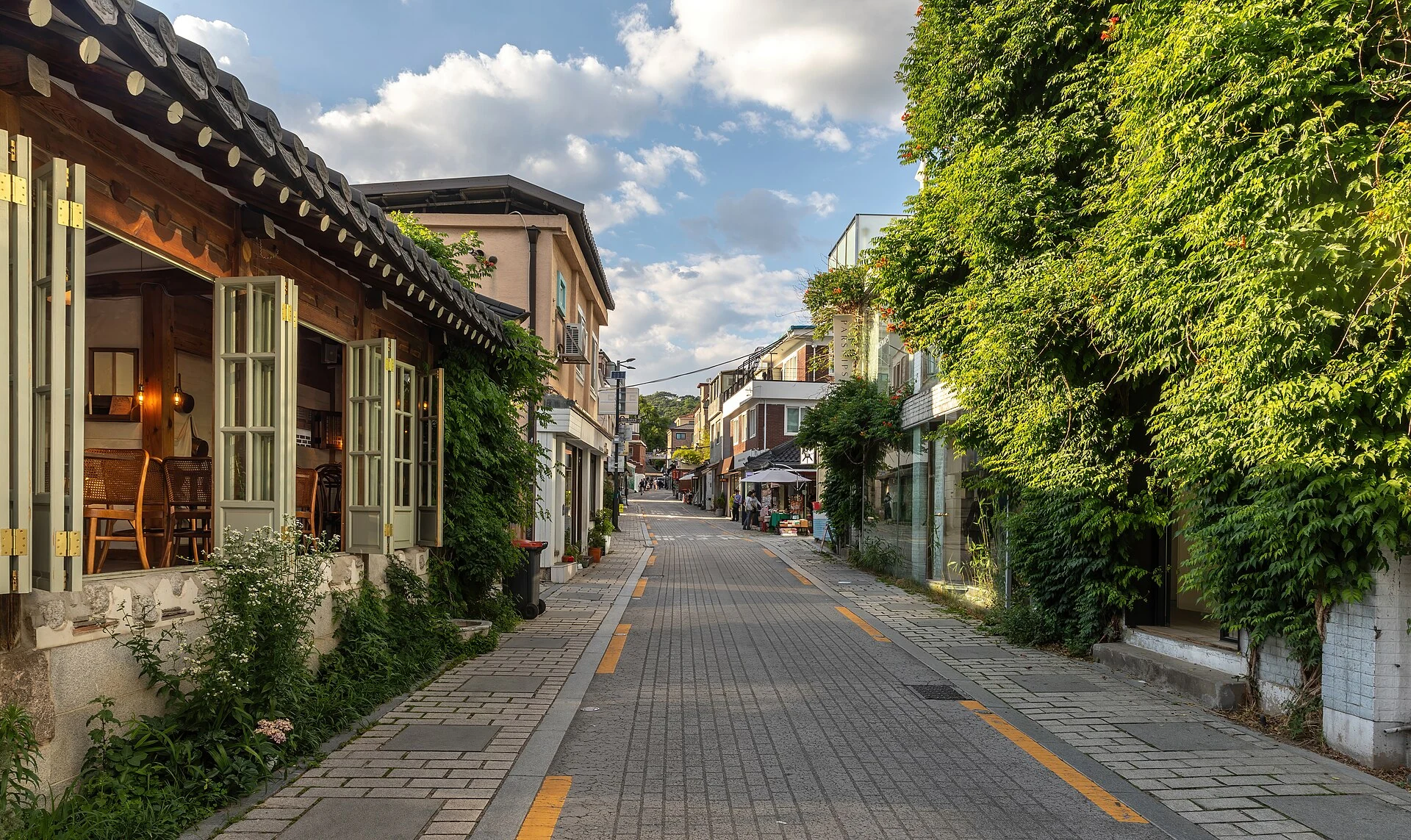 Gyedong-gil street in Seoul in afternoon light