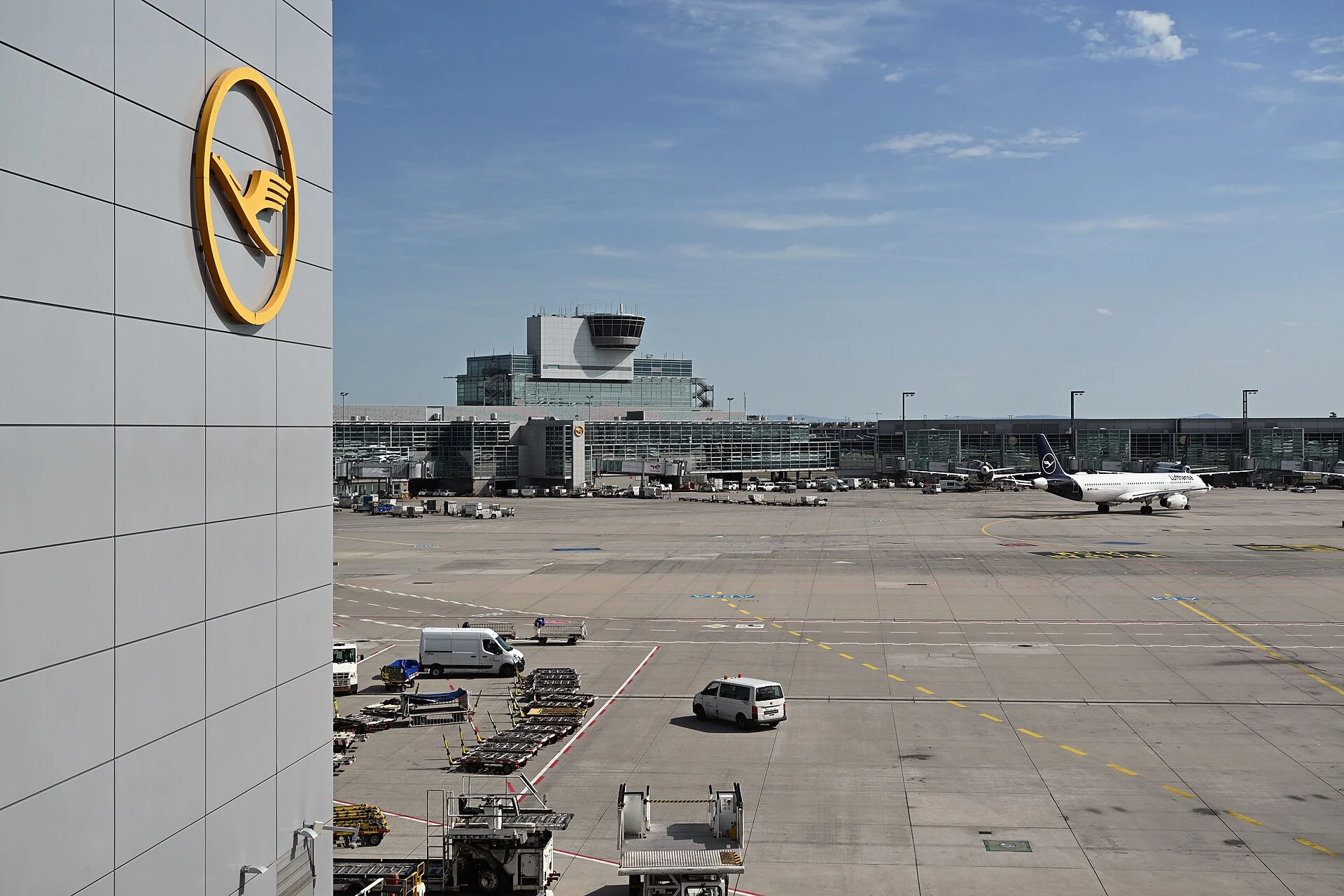 Frankfurt Airport Terminal 1 with the Lufthansa logo